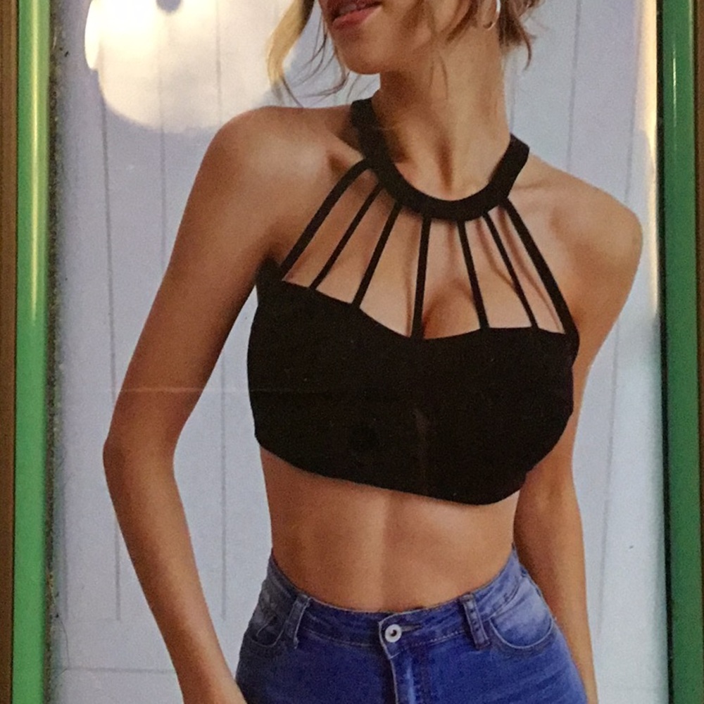 **Strappy neck crop top **5/$20